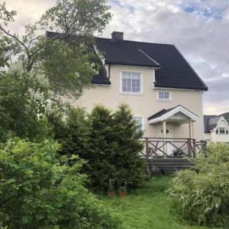 Апартаменти Lys Og Sentral Leilighet Med Terrasse Og Hage Ліллегаммер Екстер'єр фото