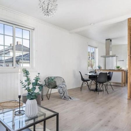 Апартаменти Lys Og Sentral Leilighet Med Terrasse Og Hage Ліллегаммер Екстер'єр фото
